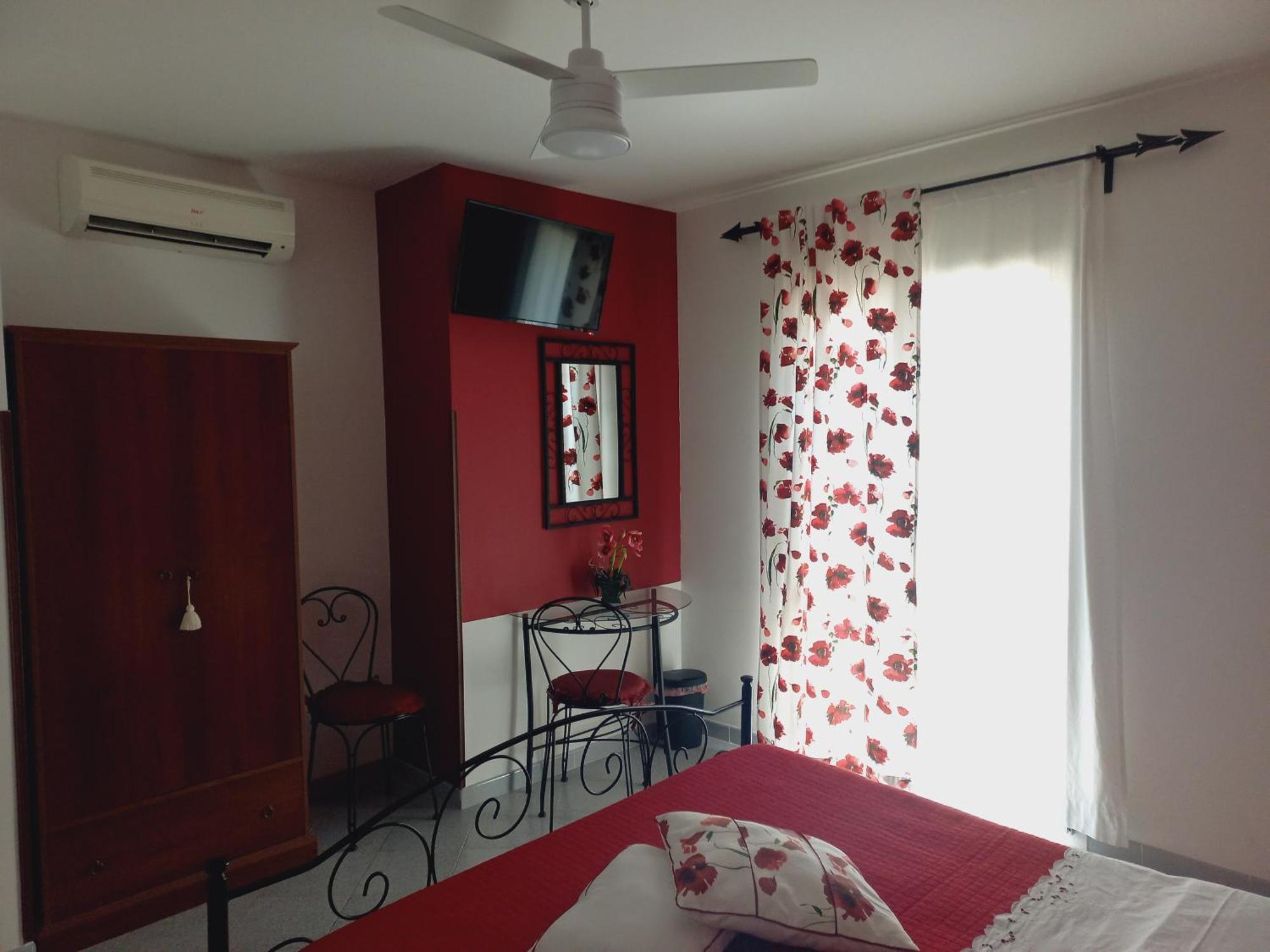 Sunrise Bed and Breakfast Lascari Δωμάτιο φωτογραφία